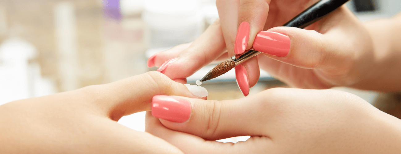 Nagelmodellage Mit Gel Acryl Anleitung Fur Perfekte Nagel 99nails