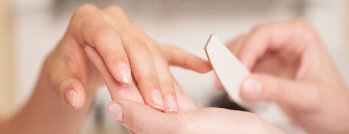 Buffer und Nagelfeilen